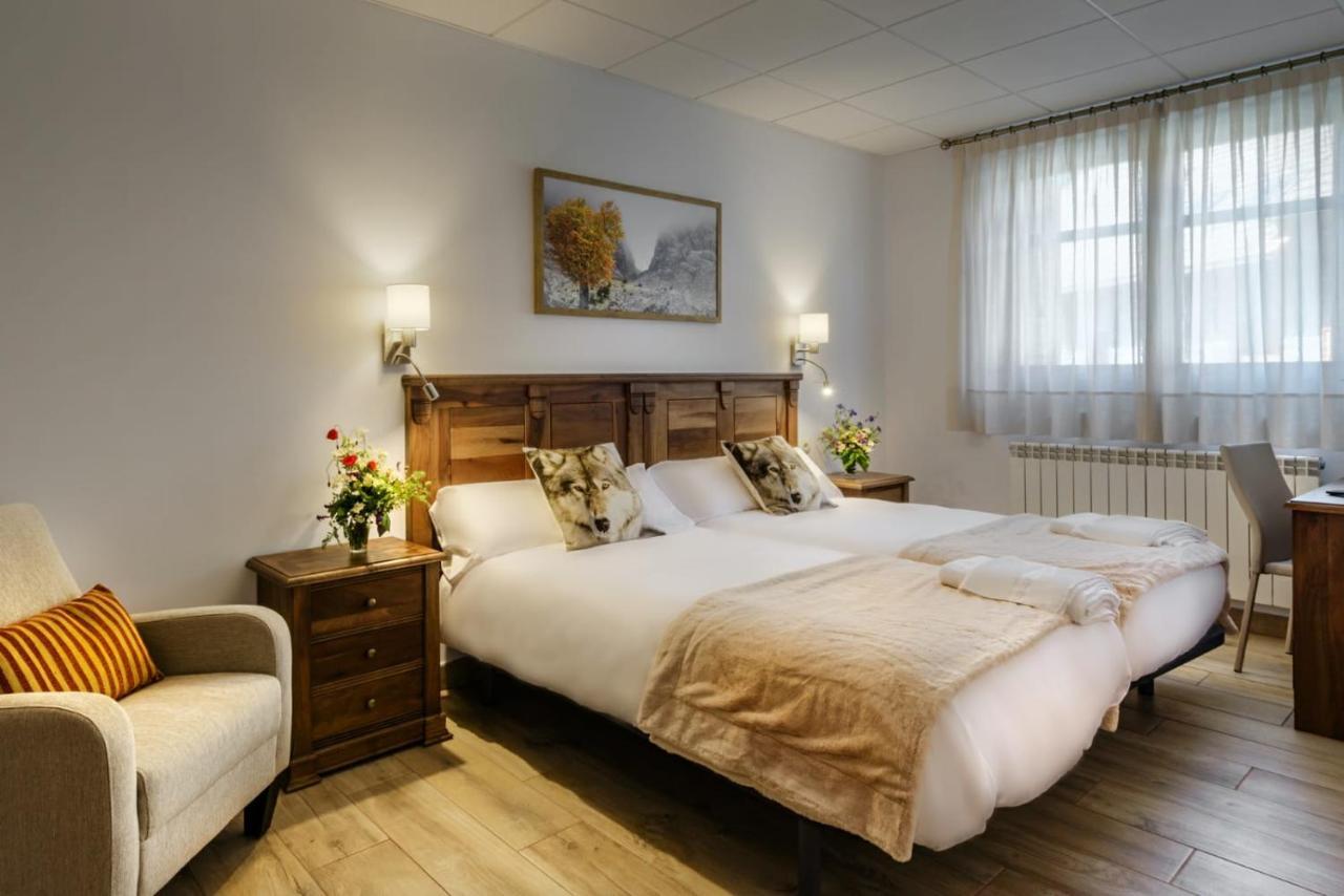 Hostal Bosque De Gamueta Ansó Esterno foto